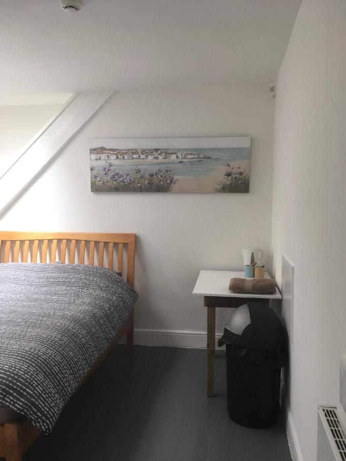 Palace Surf Lodge New Quay Dış mekan fotoğraf